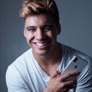 Meet your Posher, Jordan